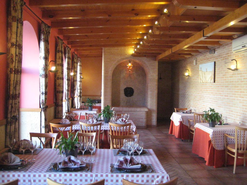 Hotel Verona Puertollano Extérieur photo